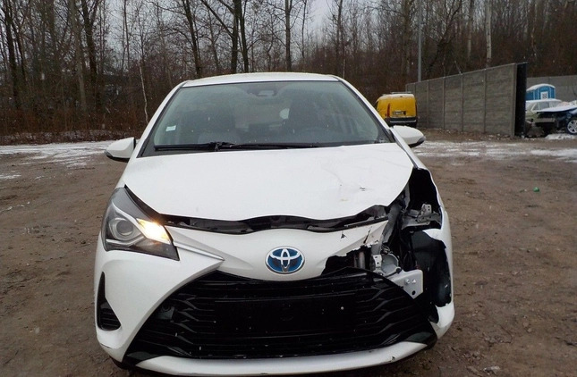 Toyota Yaris cena 34900 przebieg: 30137, rok produkcji 2018 z Ożarów Mazowiecki małe 326